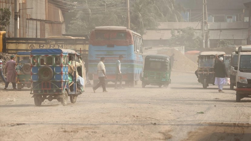 ঢাকার বাতাসের মান ‘অস্বাস্থ্যকর’ পর্যায়ে, দূষণের মাত্রা আরও বাড়ছে